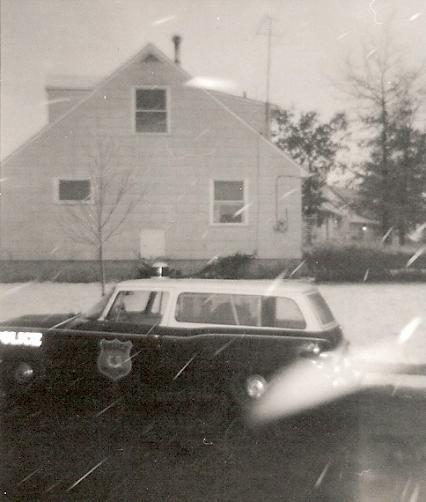 Off Stickline K9 car