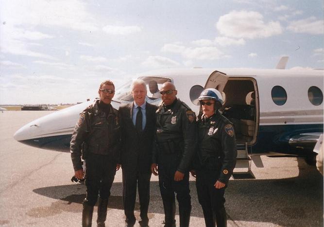 officerswithpresidentclinton