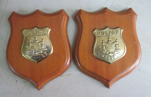Robert E Crispens Sr Badge Number 466