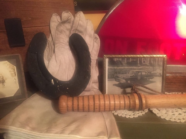 mounted glove